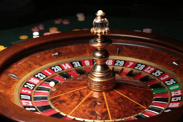 Referral credits can be used on live-dealer tables like blackjack. Live blackjack table view on 222toto slot mobile