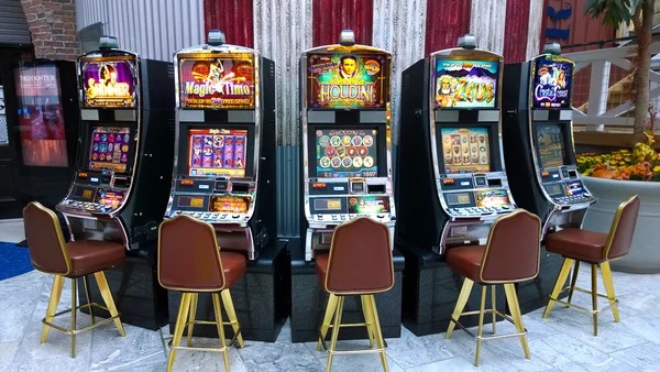 Live tournament leaderboard display on 222toto slot mobile app showing player rankings and prize tiers